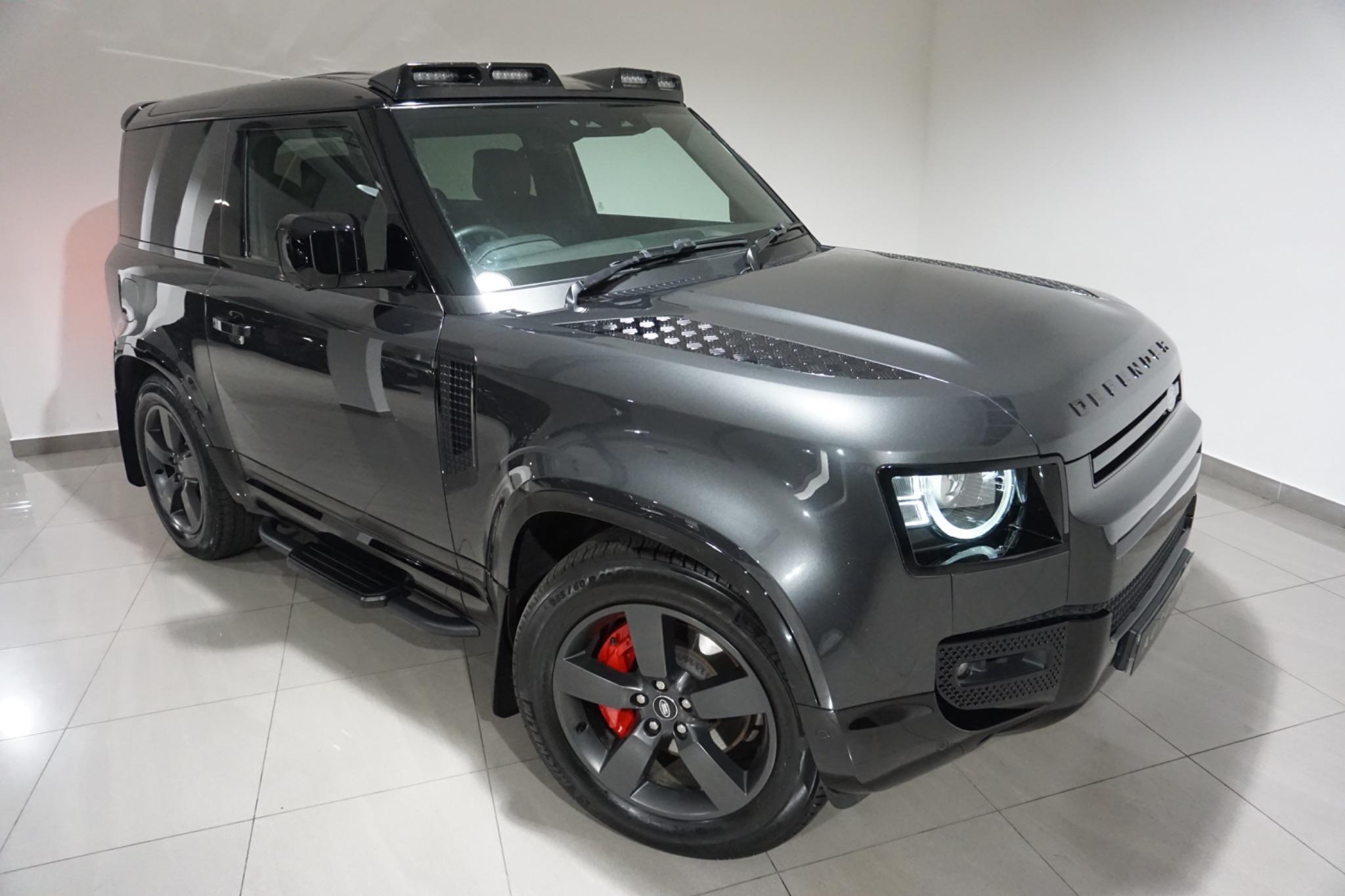 Land Rover Defender 90 3.0 D300 MHEV X-Dynamic HSE Hard Top SUV Auto 4WD SWB Euro 6 (s/s) 3dr